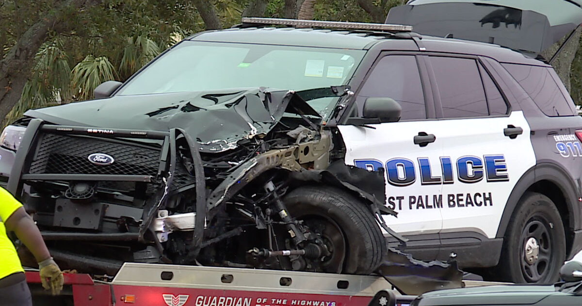 Robbery suspect crashes U-Haul into West Palm Beach police vehicle - Vimarsana News