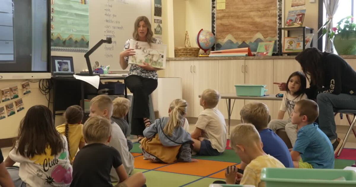 St. Ignatius teacher urges parents to read with kids as book campaign reaches school
