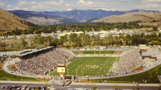 Early Washington-Grizzly Stadium