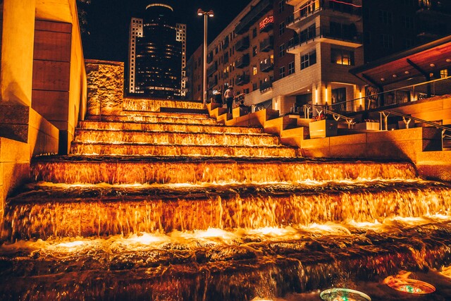 Cincygram: Smale Riverfront Park after dark -- a kaleidoscope of color
