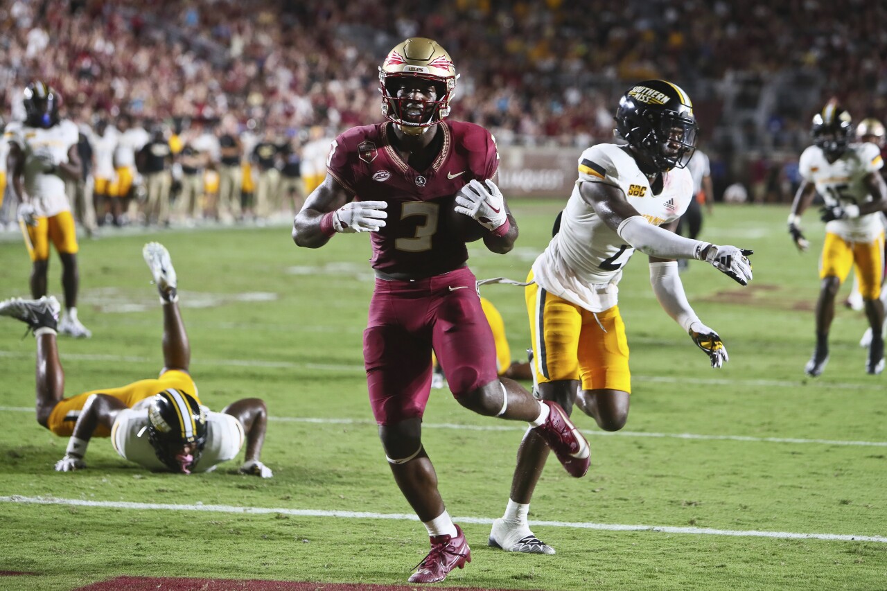 Florida State Seminoles running back Trey Benson scores TD in first quarter vs. Southern Miss Golden Eagles, Sept. 9, 2023