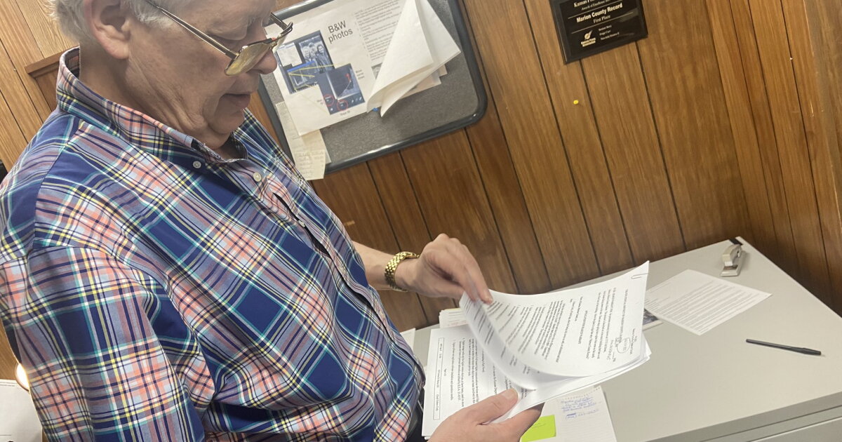 'Bullies will be bullies': Kansas newspaper staff works overtime, details raid - Vimarsana News