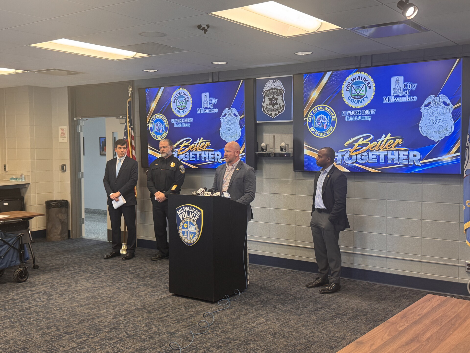 Streetlight copper wire thefts press conference