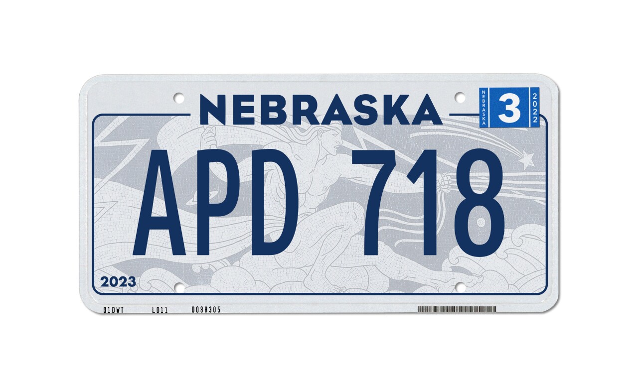 Gov. Ricketts announces the new license plate design