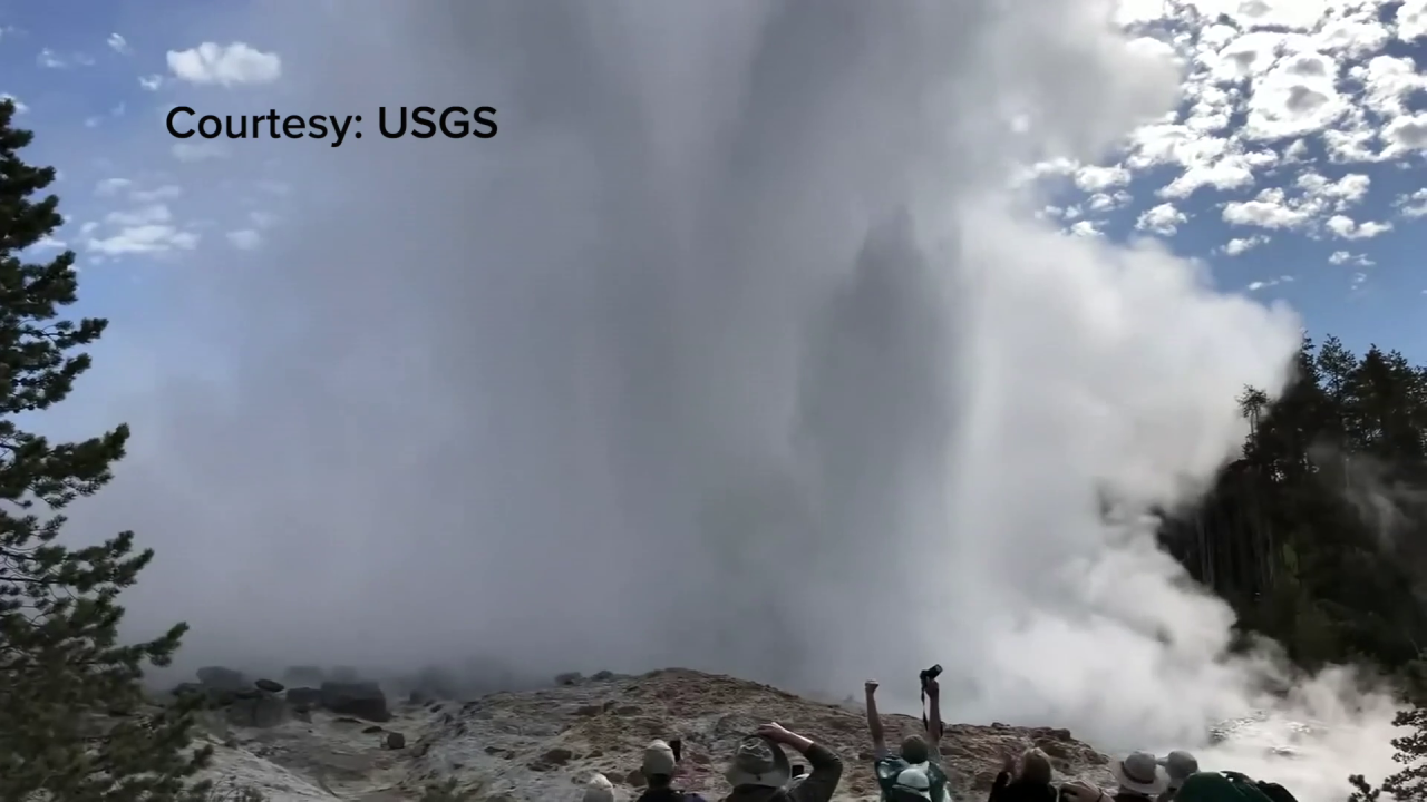 Steamboat Geyser in Yellowstone National Park