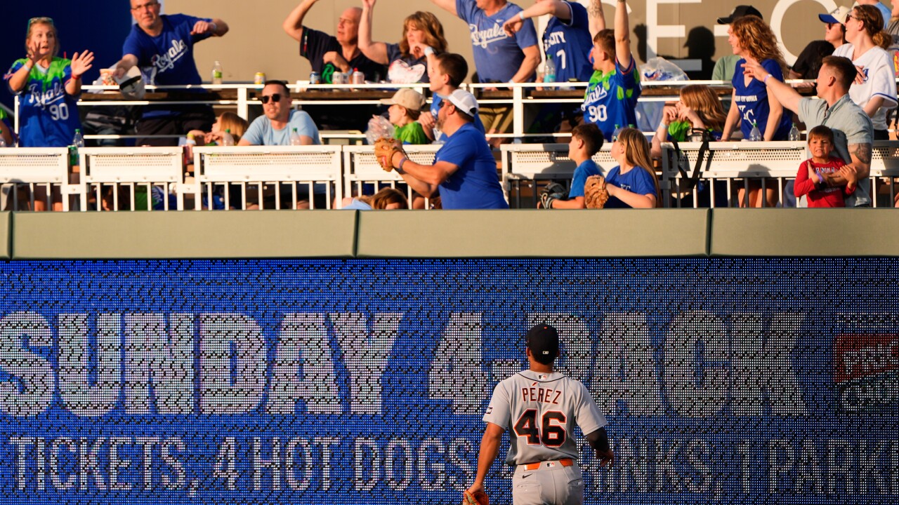 Tigers Royals Baseball