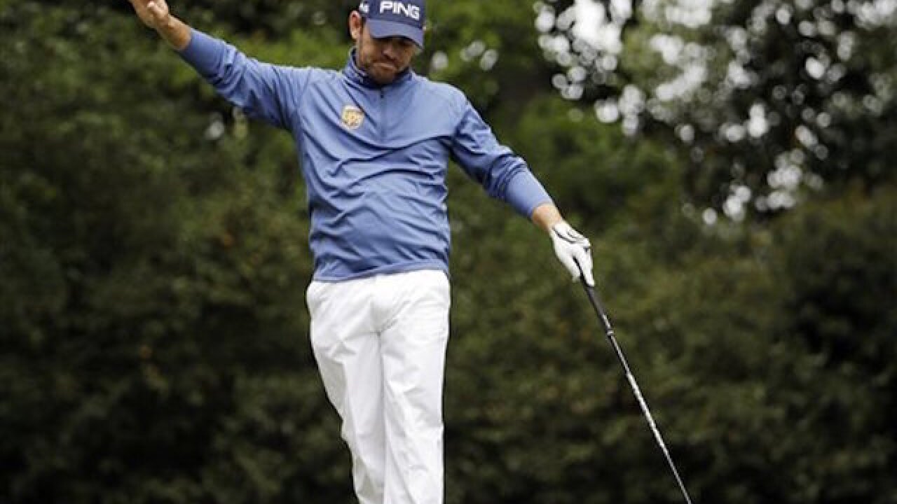 WATCH: Oosthuizen's absurd hole-in-one
