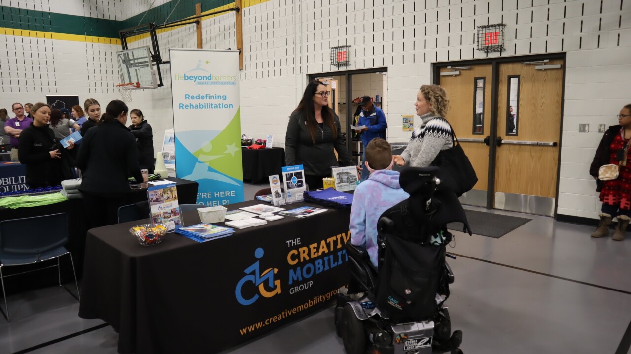 45999238-2023 Adaptive Rec Expo 1