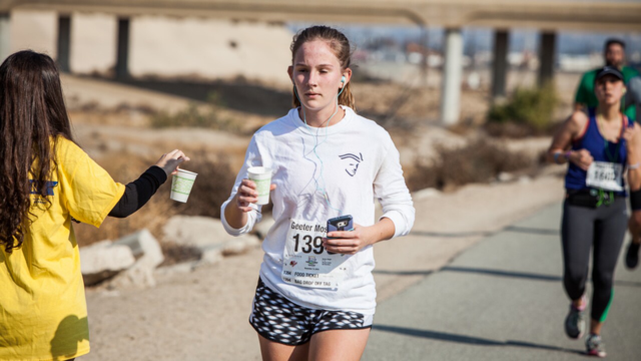 Photos: Bakersfield Marathon Mile 10 and Mile 23