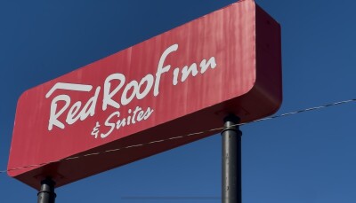 School bus drop-off reveals growing number of kids living in local motels in Thomasville