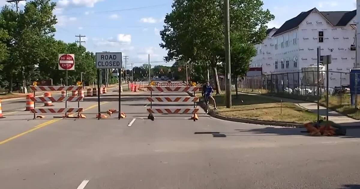 Roundabout construction in Kentwood forces new detours, frustrating neighbors along Breton Road