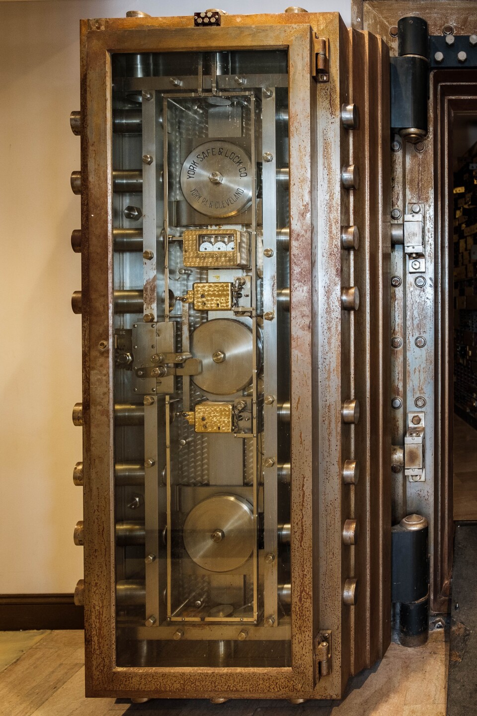 Ariel Pearl Center 3.jpg