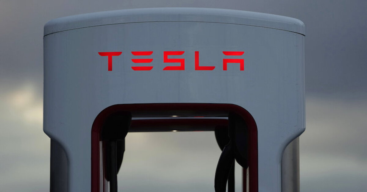 Ford, Tesla partner to provide Ford EV customers access to Tesla Superchargers - Vimarsana News