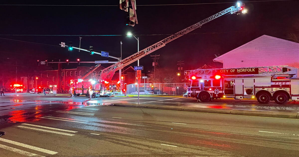 8 units 'untenable' after Norfolk apartment fire: Battalion Chief - Vimarsana News