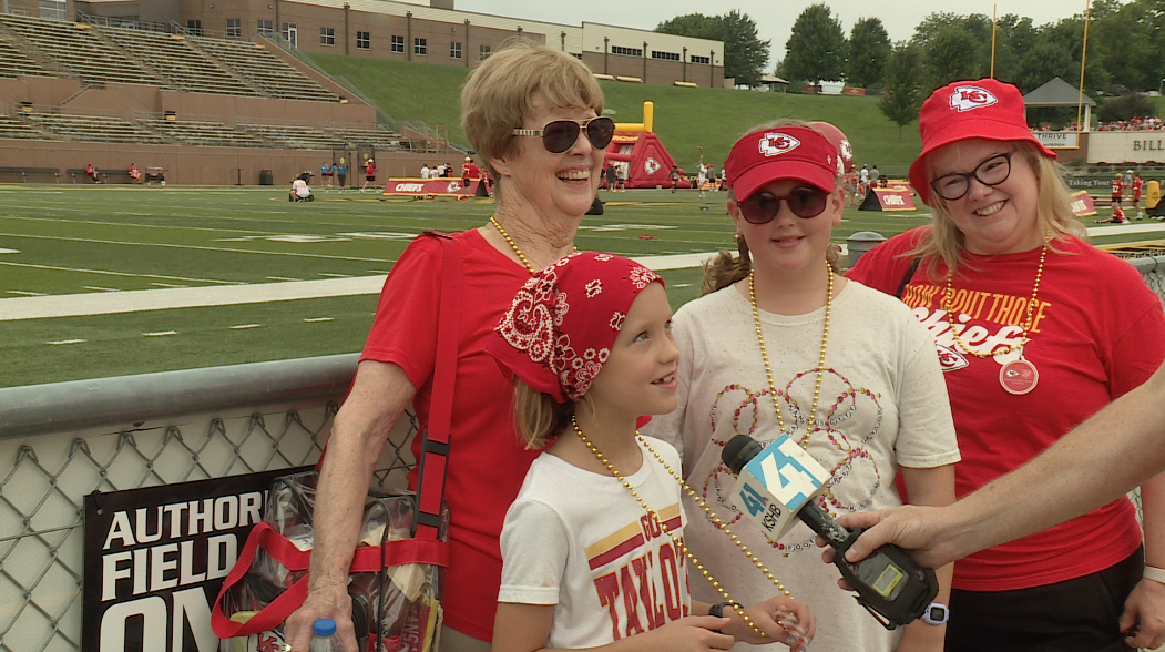 chiefs training camp.png