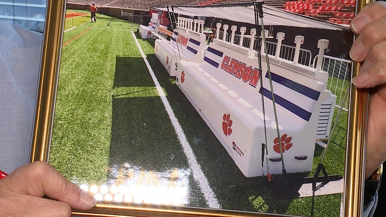 MODERN DRAGON SEATS.jpg