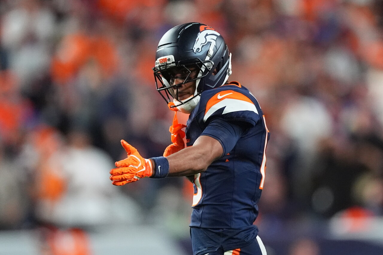 Rams Broncos Football