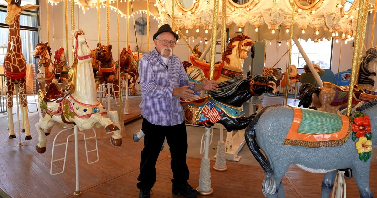 New carousel in Franklin brings artist's 30-year dream full circle