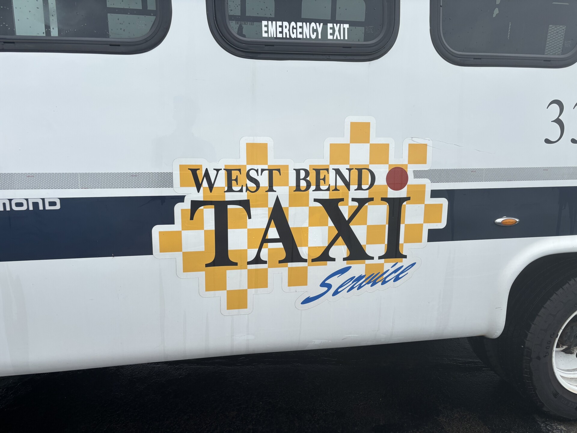 West Bend couple living with disabilities frustrated with pickup delays from the city's taxi service