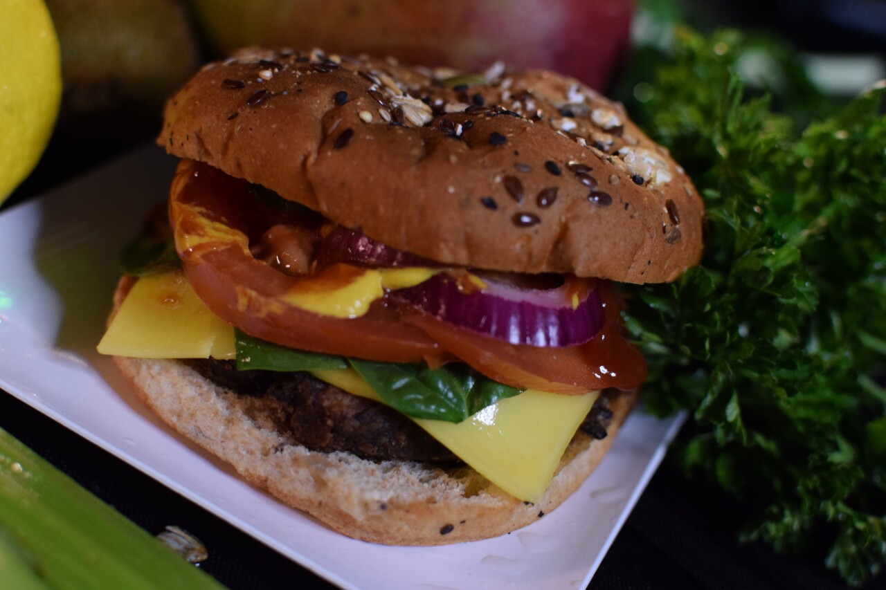 Alkalicious Burger.jpg