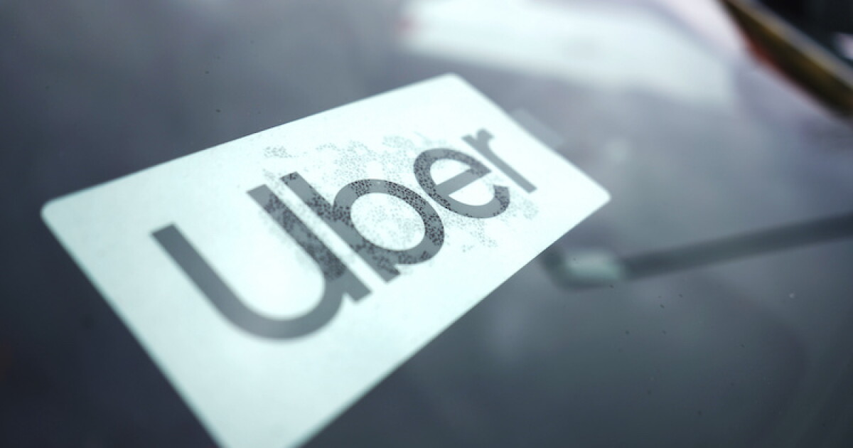 Florida lawsuits raise serious questions about how Uber screensdrivers - Vimarsana News