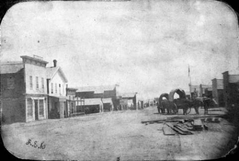 Larimer_St_Denver_City_looking_north_east.jpg