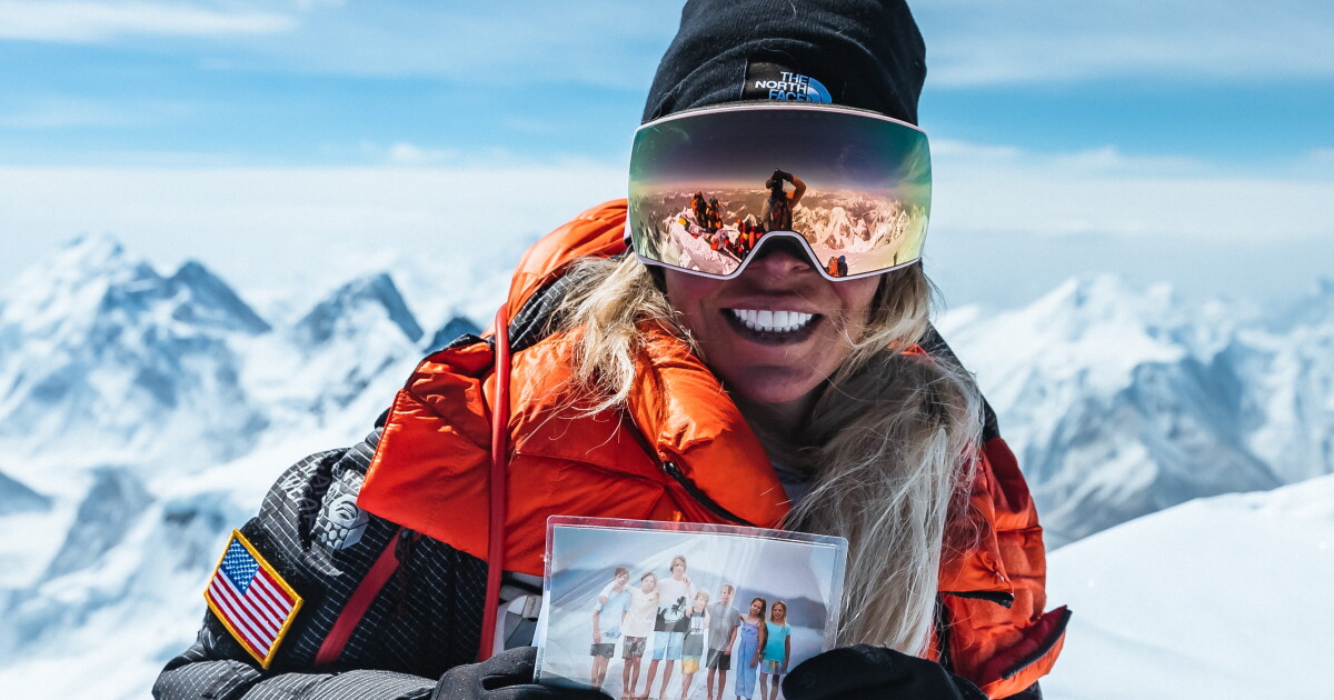 Holland native breaks record climbing 2nd-highest mountain on each continent - Vimarsana News