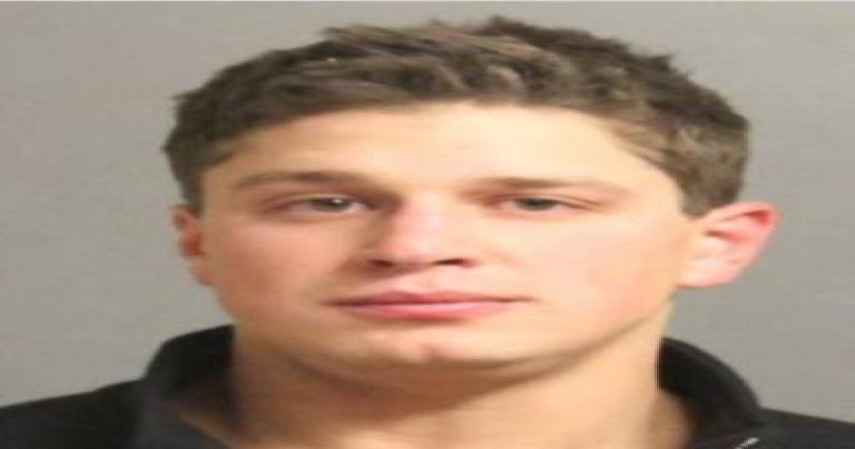 Deputies find gram of coke during traffic stop