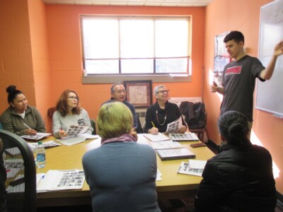 Johnson County Library seeking volunteers to help teach English 