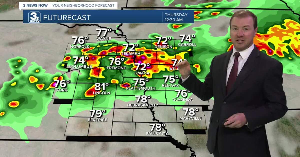 Thunderstorms around Omaha Wednesday night, a few could be strong