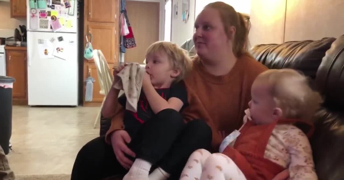 Lockwood residents brave the dark and cold amid power outage