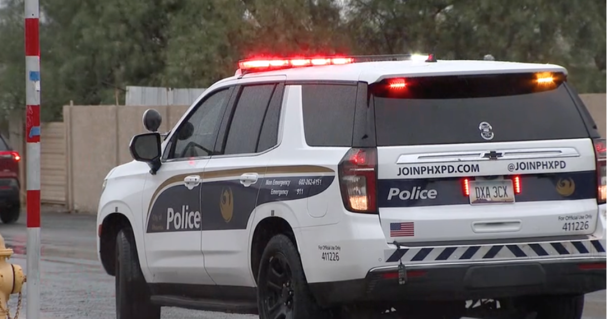 Phoenix police shooting leaves suspect in critical condition; department investigating incident