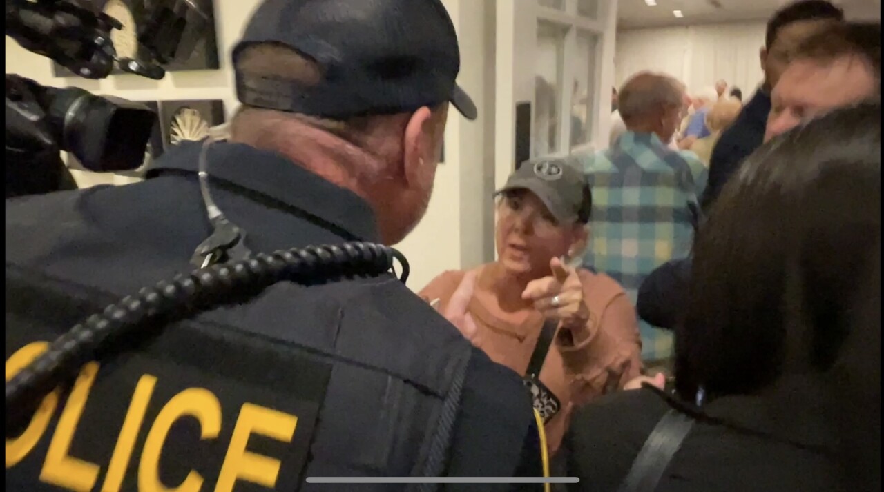 Hanson supporter with FPD.jpg