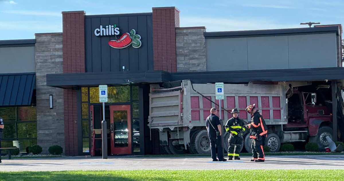 Lorain County Dump truck crashes into Avon Chili's Grill and Bar Damon Maloney