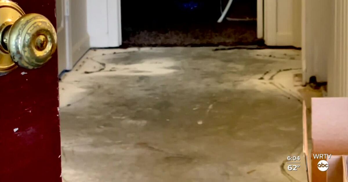 Tenants at Johnson County apartment complex are demanding maintenance