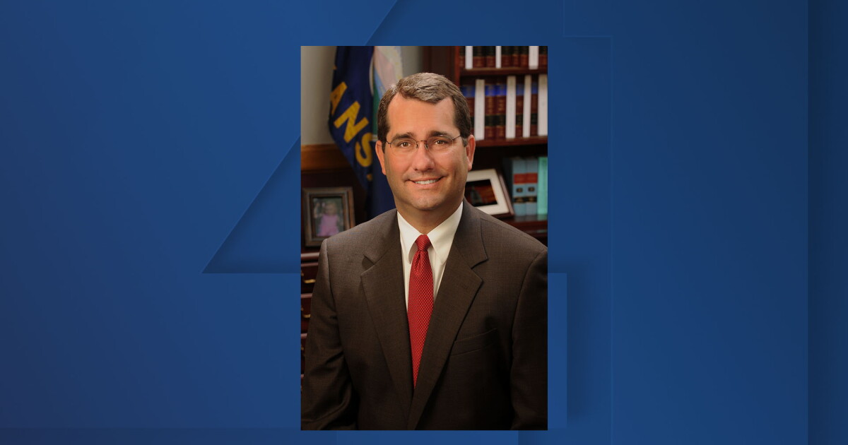 Former Kansas Attorney General Derek Schmidt announces bid for Congress - Vimarsana News