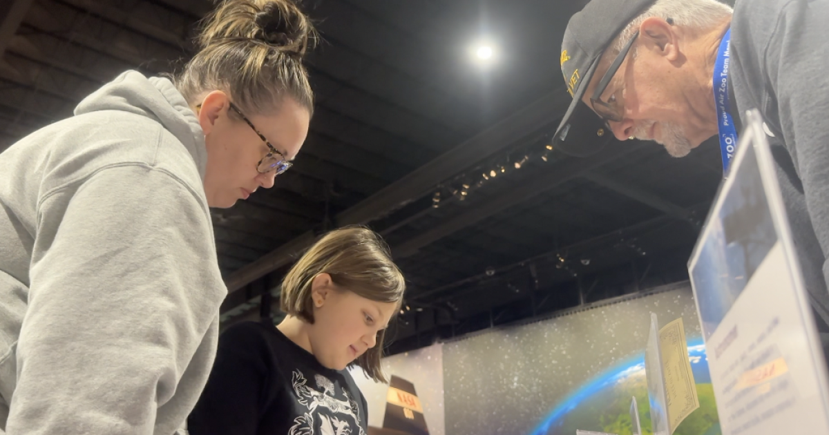 Air Zoo offers winter break activities, free admission for families with SNAP