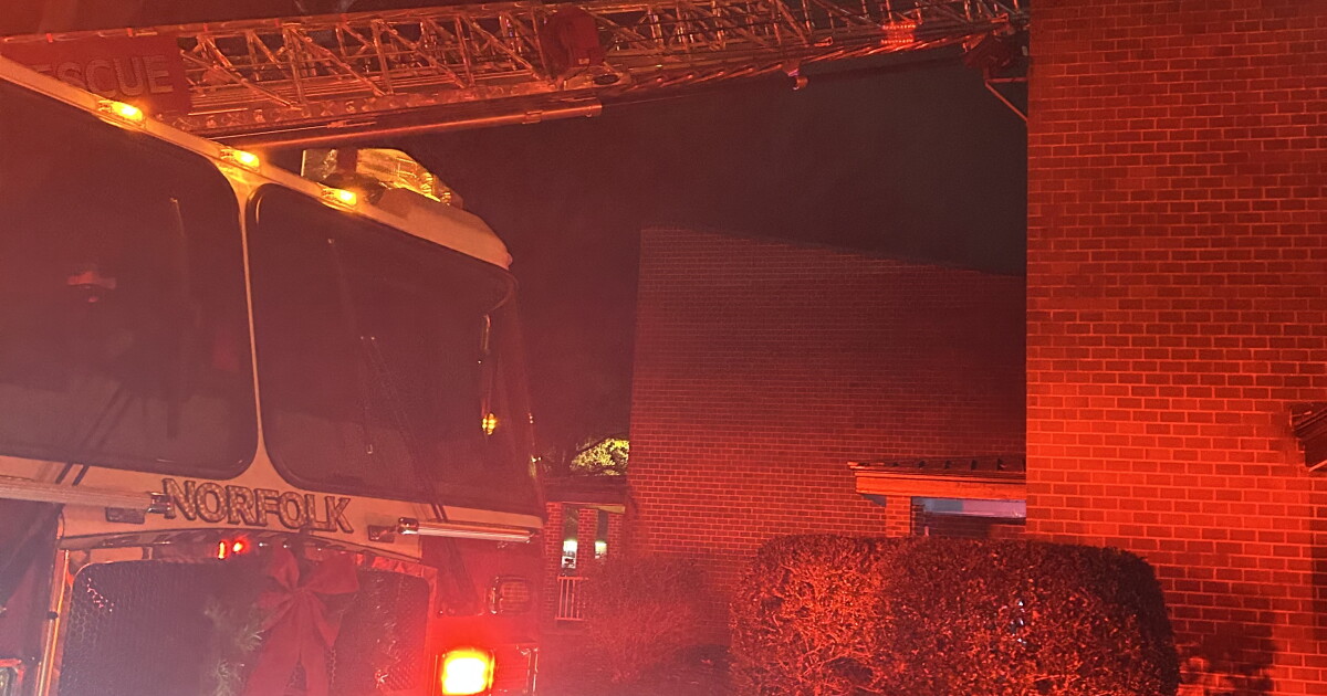 13 people displaced after Saturday morning fire