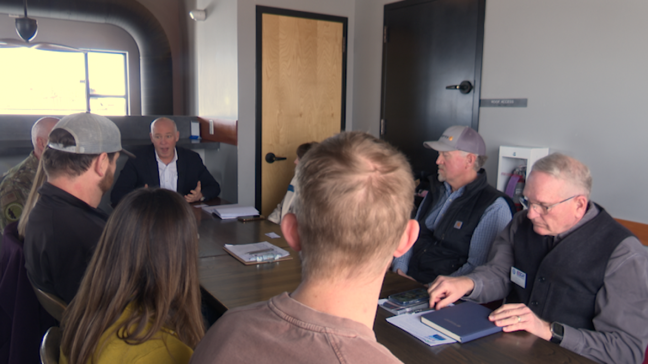 Veterans Week Roundtable.png