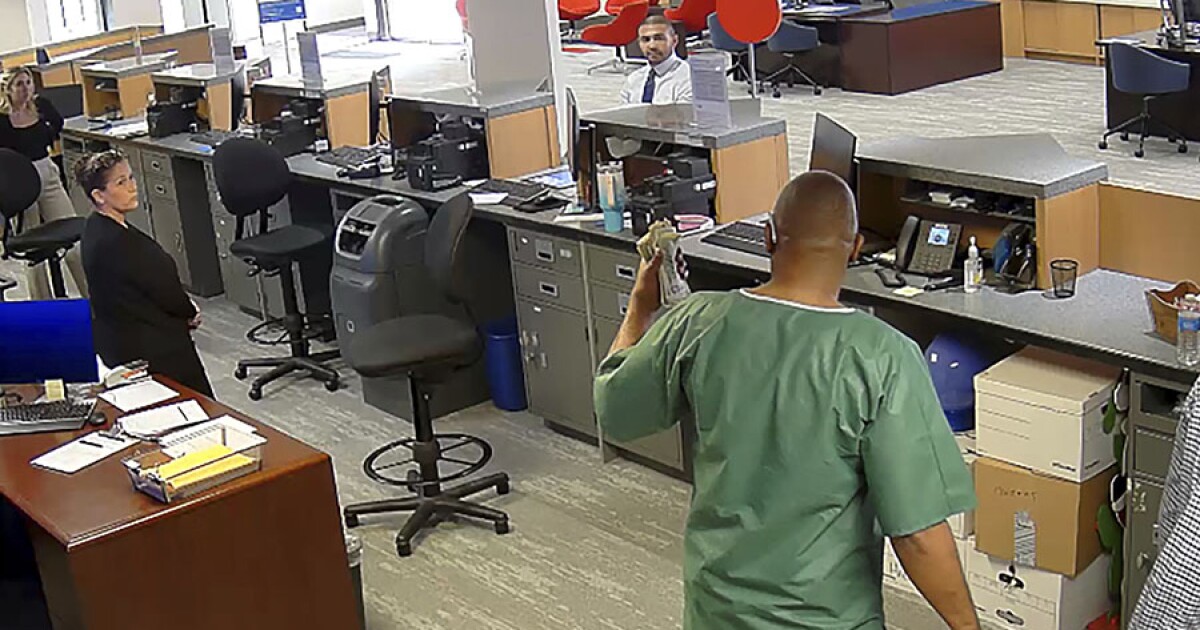 Prosecutors: Accused SoCal bank robber was released from prison 1 day
