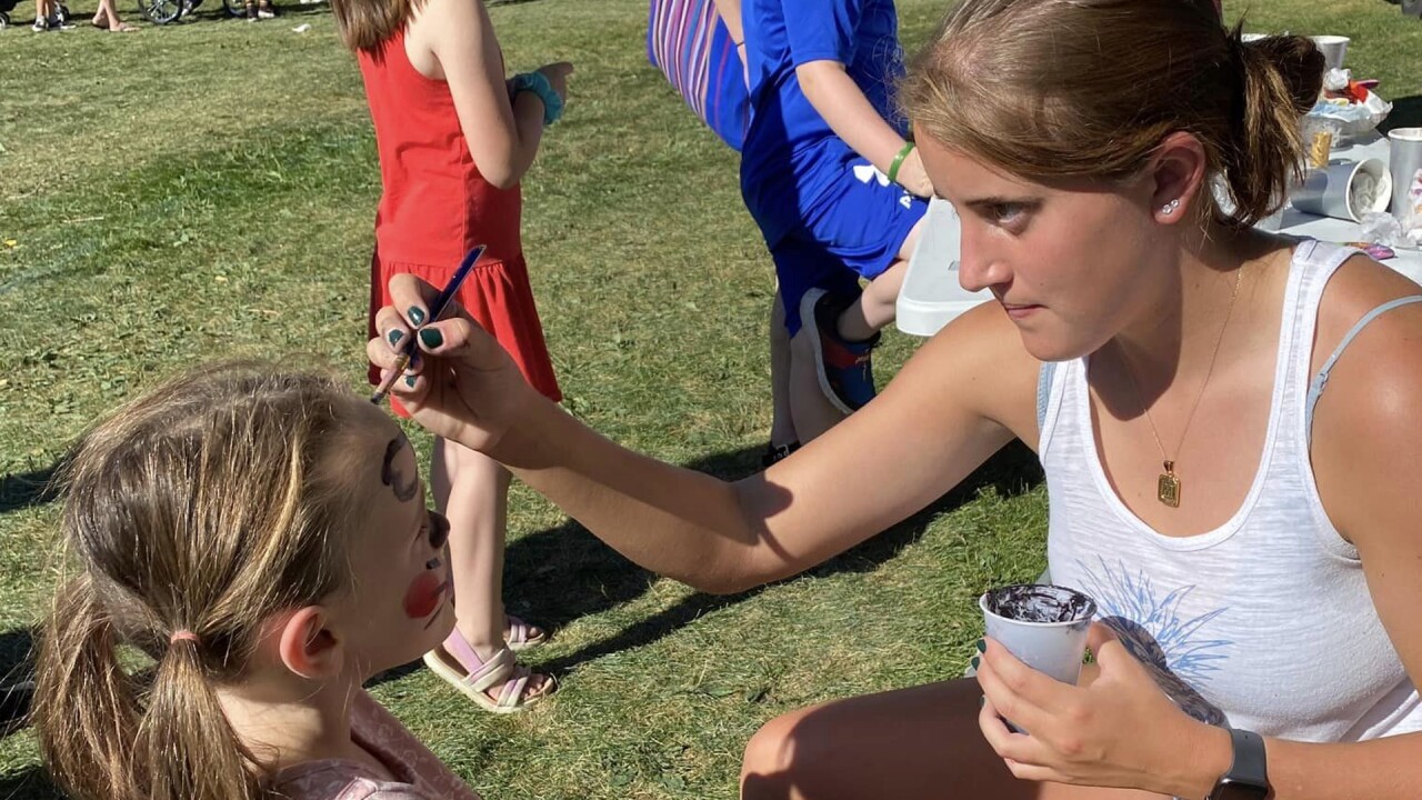 Saturday Live Face Painting