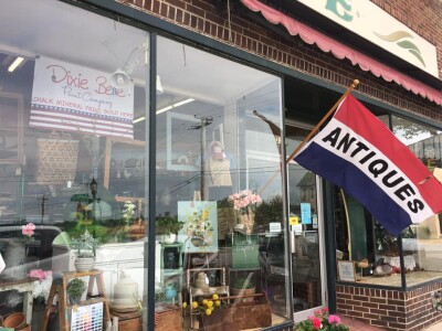 antiques1.jpg