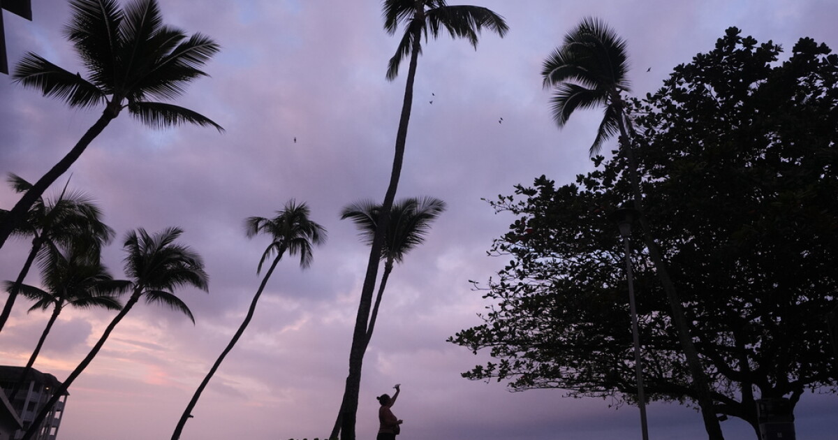 Interactive: Hurricane Nolo threatens Hawaii with heavy rain and mudslides