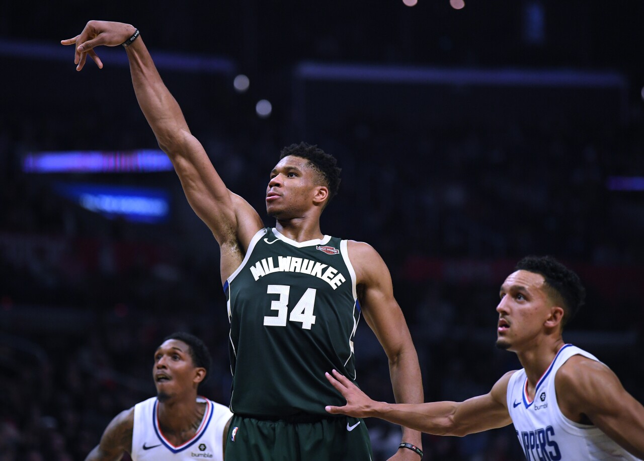 Milwaukee Bucks v Los Angeles Clippers
