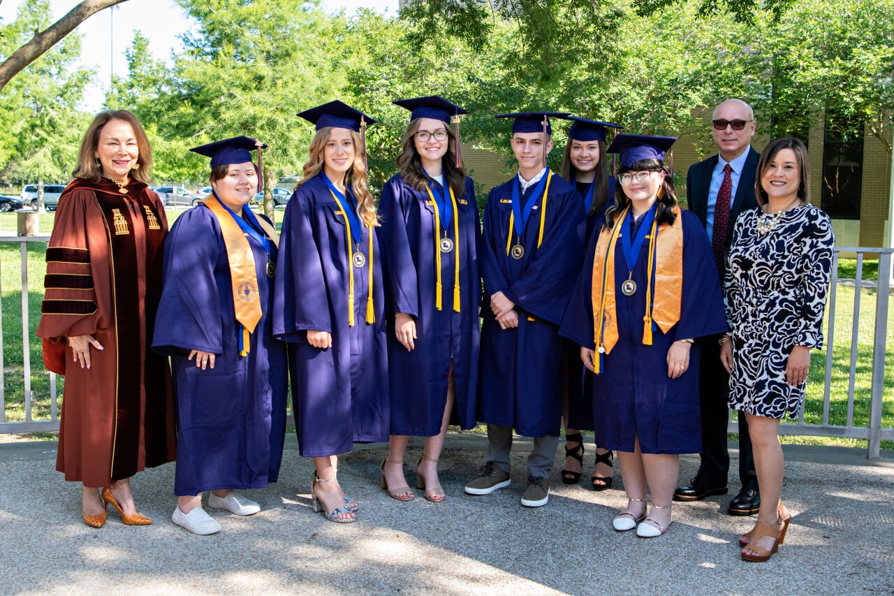 Acadia Academy Grads Spring 2021.jpg