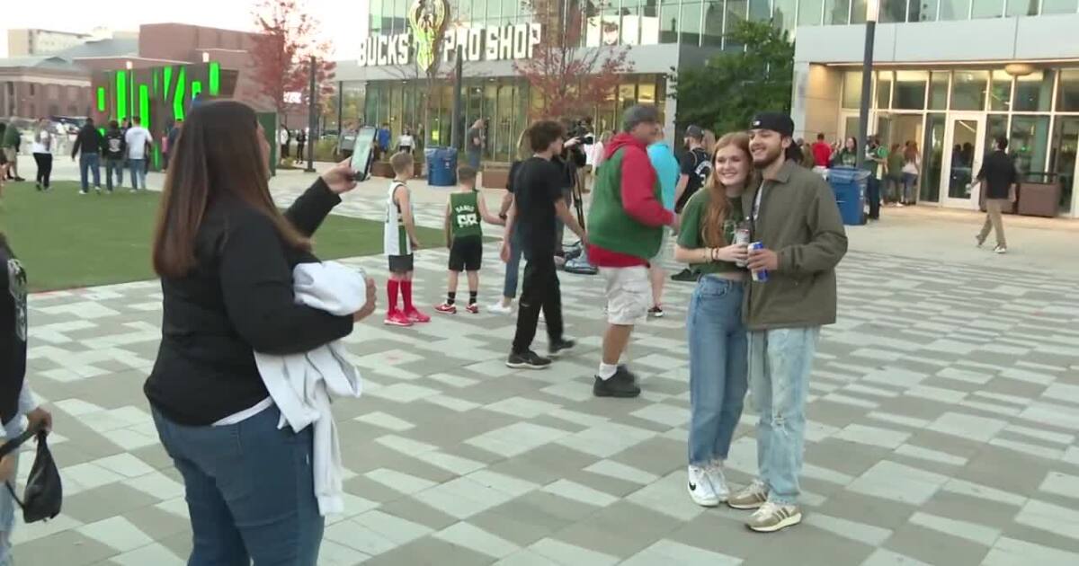 Bucks home opener draws thousands of fans to Deer District