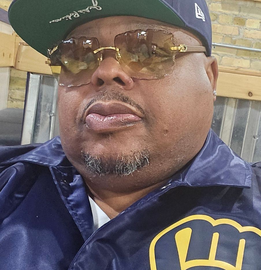 Develle "Big Dee" Gholson