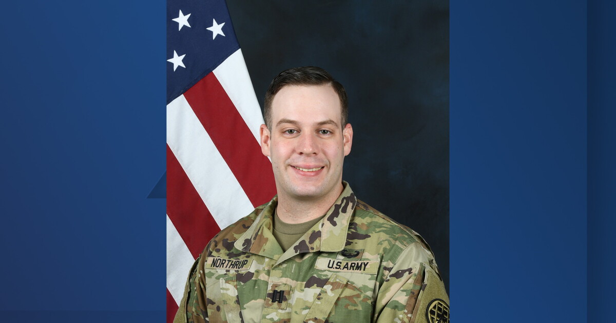 Kansas City, Missouri, man, Fort Leavenworth Officer, dies in Monday crash - Vimarsana News