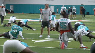 Miami Dolphins coach Jeff Hafley at practice