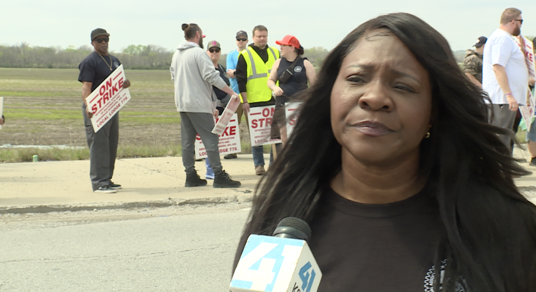 Diana Dierking, vice president of IAM Local 778